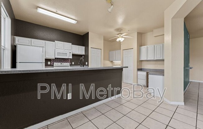 5039 SUNRIDGE PALMS DR