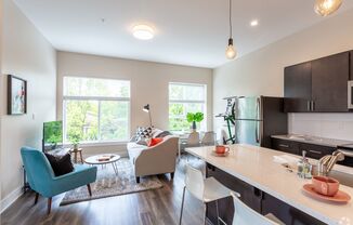 2 beds, 1 bath, 751 sqft, $1,995, Unit 203