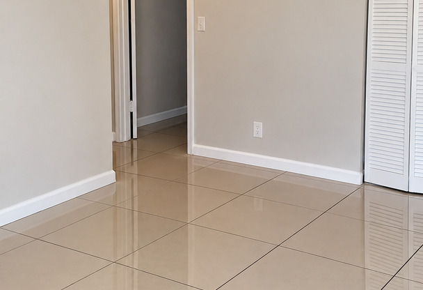 1 bed, 1 bath, 700 sqft, $1,650, Unit A-13
