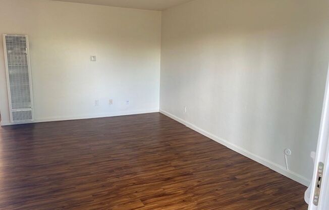 1 bed, 1 bath, 497 sqft, $1,995, Unit 4201-108