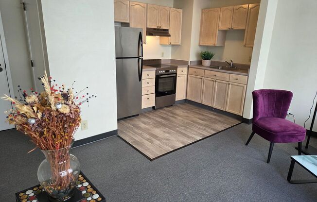 1 bed, 1 bath, 482 sqft, $1,580, Unit 506