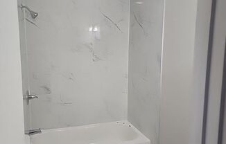 Spacious 3BR in Hartford’s Barry Square — 36 Whitmore St (3 bed / 1 bath)