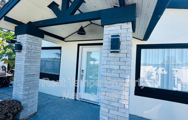 1118 NEPTUNE DR
