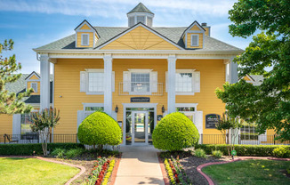 Riverchase Apartments