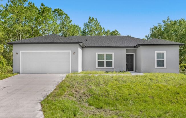 Gorgeous 3 Bedroom, 2 Bathroom Home in Palm Bay!!