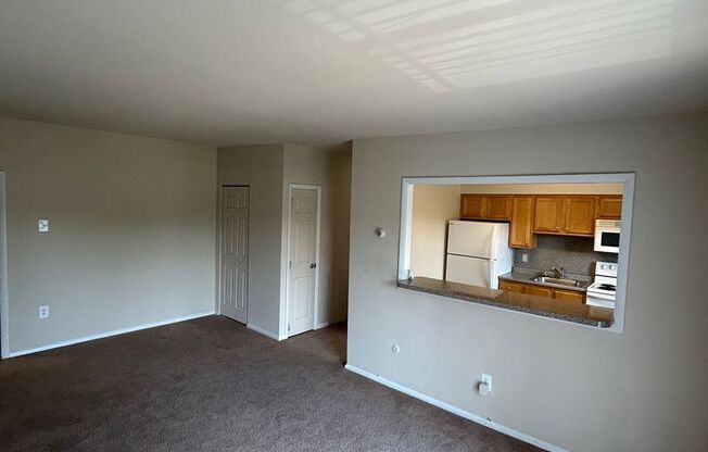 1 bed, 1 bath, 700 sqft, $1,285, Unit B308