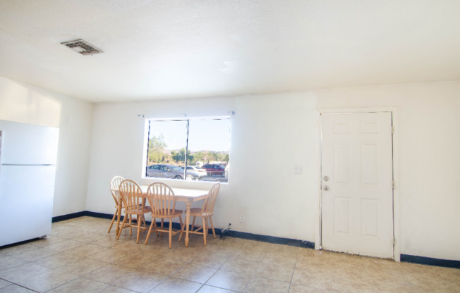 6686 PALO VERDE AVE