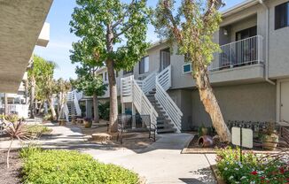 2 beds, 2 baths, $2,345, Unit 14