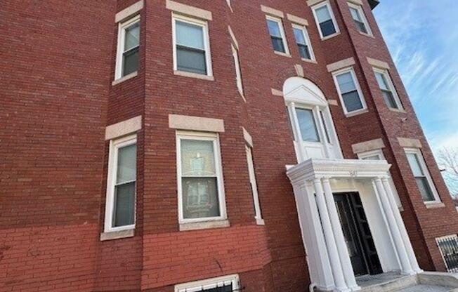 Whitelock Apartments LLC