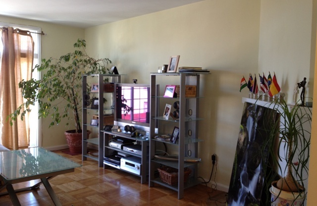 2 beds, 1 bath, $3,850