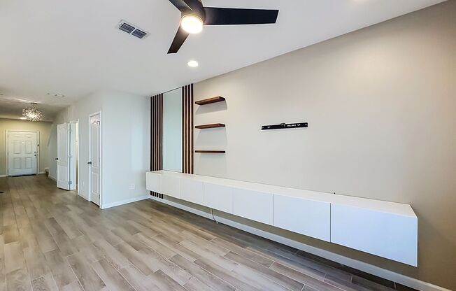 3 beds, 2.5 baths, $2,250
