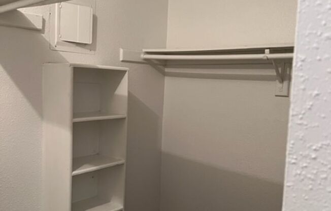 2 beds, 2 baths, 1,145 sqft, $1,050, Unit 6516