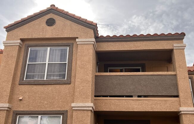 2 beds, 2 baths, $2,100, Unit # 2158