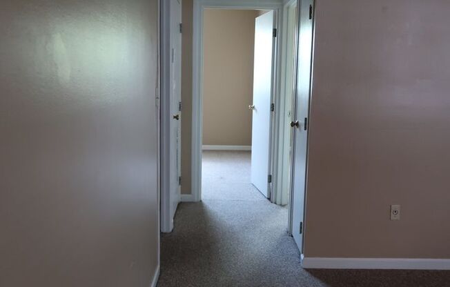 AVAILABLE 8/13/2026 - Highland Hills- -Close to Campus - 2 Bedroom/1 bath Condo. $1800 per month