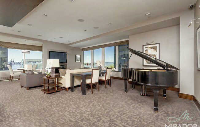 2 beds, 2 baths, $7,700, Unit 9D