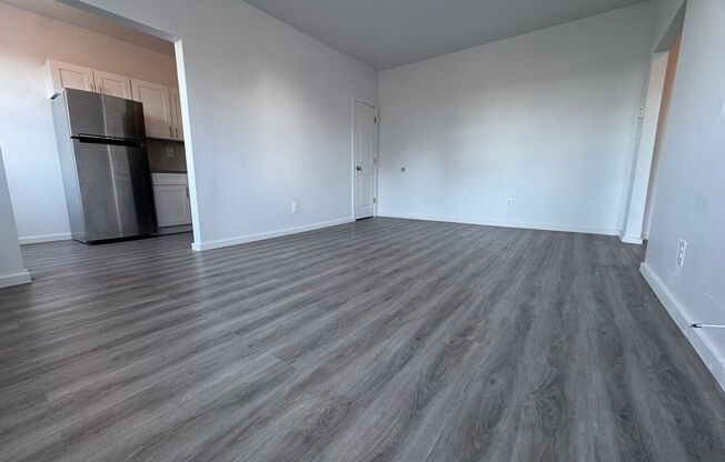1 bed, 1 bath, $1,195, Unit 4L