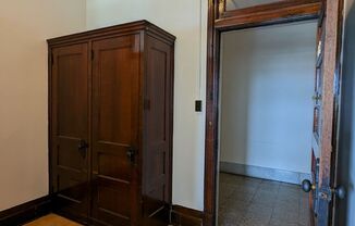 1 bed, 1 bath, 474 sqft, $800, Unit 906