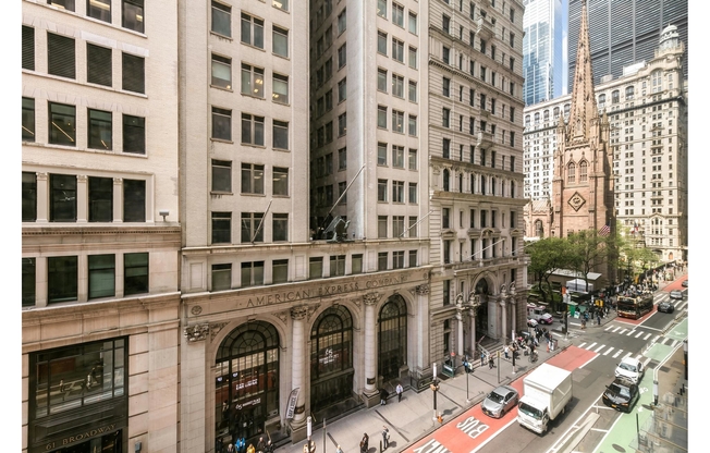 1 bed, 1 bath, 700 sqft, $5,995, Unit 709