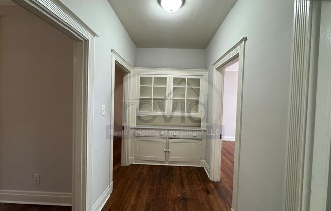 2 beds, 1 bath, 950 sqft, $995, Unit 1351-3