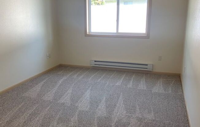 2 beds, 2 baths, 1,200 sqft, $1,495, Unit 3717-102