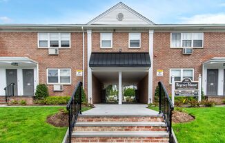 Regency Manor: In-Unit Washer & Dryer, Cold Water Included, Cat & Dog Friendly, and Custom Closets