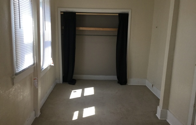 1845-47 N Humboldt Ave