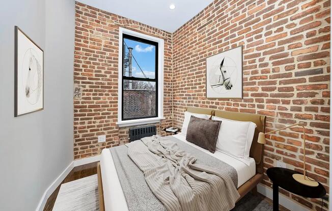 5 beds, 2 baths, $12,495, Unit 12B