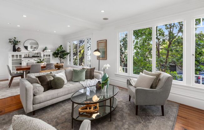 Charming & Updated  2 Bed, 1 Bath Russian Hill Condo - TV's and Speakers Included
