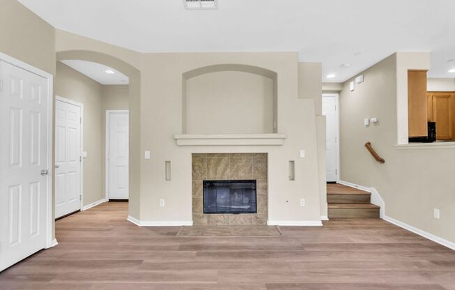 Beautiful townhome in Mission Valley!  Available May 12th.