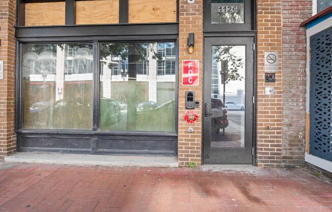 1 bed, 1 bath, $1,600