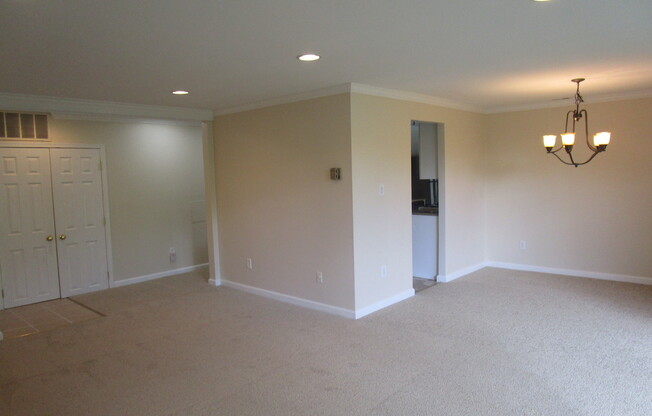 Updated 2 Bedroom Lower Level Condo in Temple Hills!