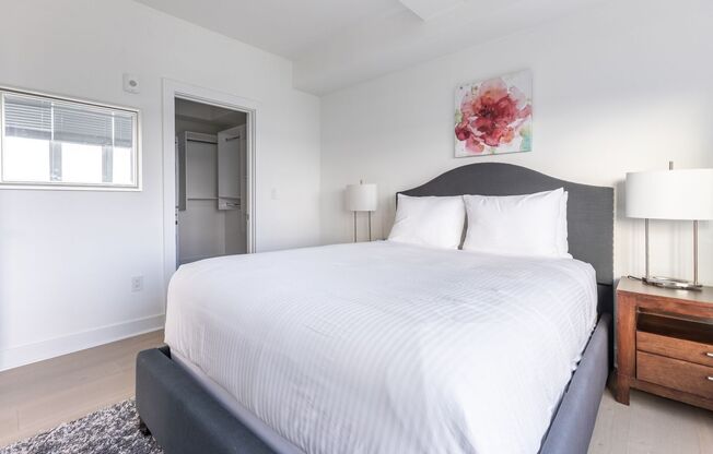 1 bed, 1 bath, 663 sqft, $3,050, Unit 404