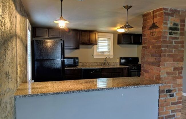 3 beds, 2 baths, $1,550, Unit RU