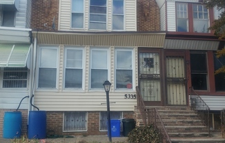 3 beds, 1 bath, $1,395