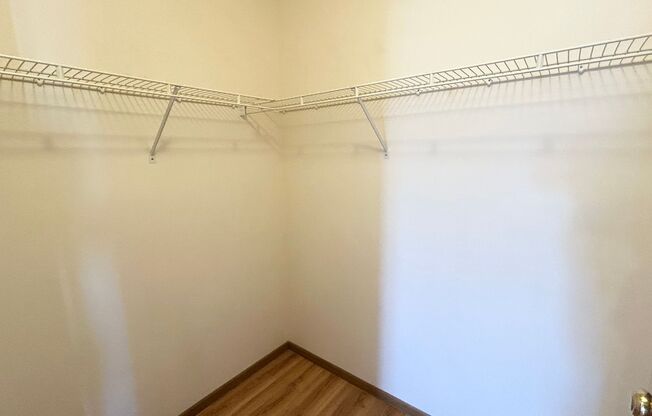 2 beds, 1 bath, 840 sqft, $865, Unit 1440-312