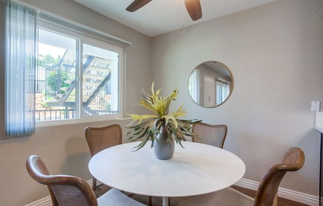 2 beds, 2 baths, 1,000 sqft, $2,595, Unit 23