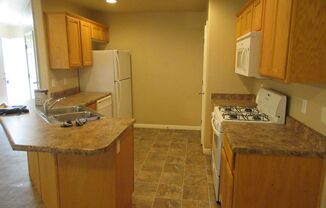 3 beds, 2 baths, $1,595