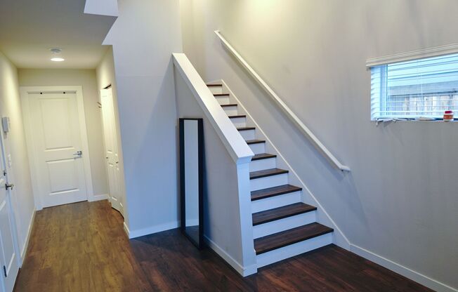 Spacious 4 Bedroom home in North Lynnwood/South Everett