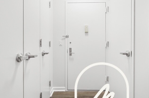 Studio, 1 bath, $3,800, Unit 16H