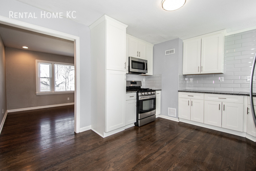 11505 W 68 ST