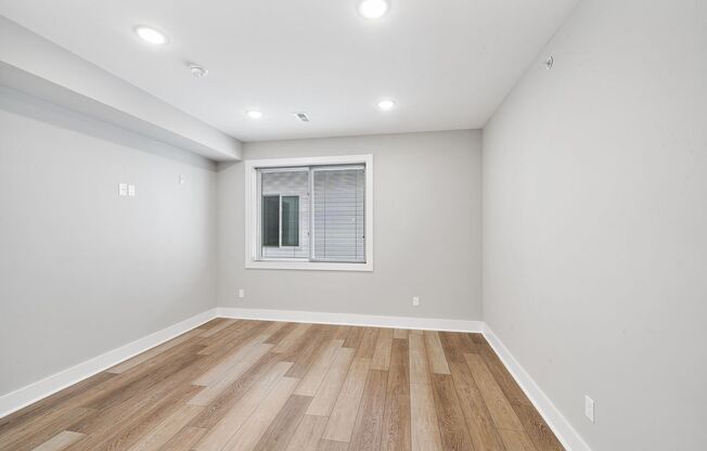 1 bed, 1 bath, 493 sqft, $1,499, Unit 303