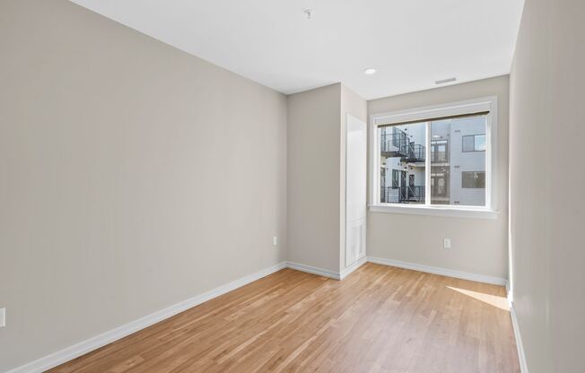 1 bed, 1 bath, 614 sqft, $2,060, Unit 410