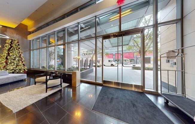 3 beds, 3 baths, 2,968 sqft, $7,300, Unit 105