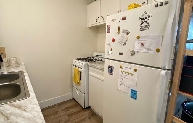 1 bed, 1 bath, $950, Unit 103