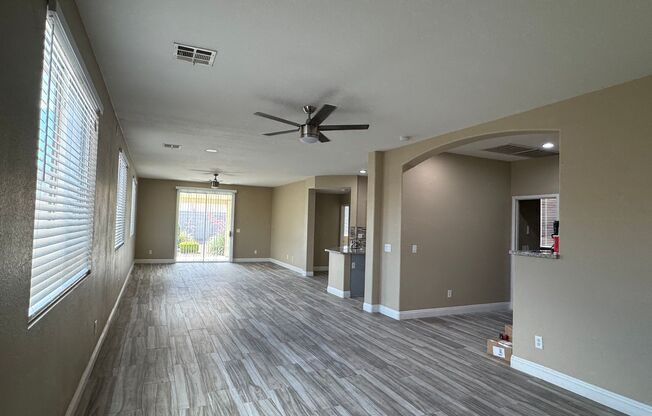 4-bedroom home, 4th bedroom is large, 3cg