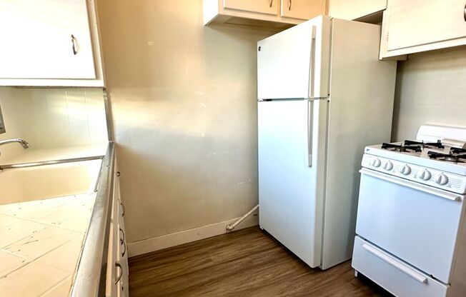 1 bed, 1 bath, 600 sqft, $1,895, Unit 4