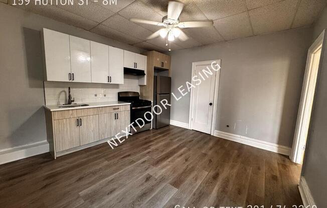 159 HUTTON ST