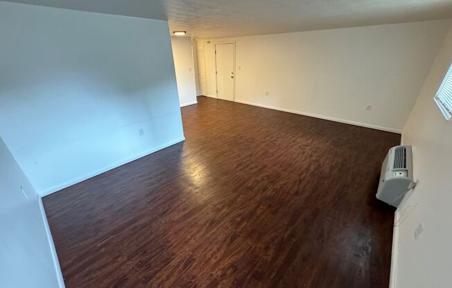 1 bed, 1 bath, 650 sqft, $800