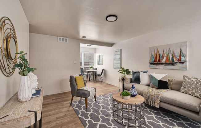 1 bed, 1 bath, 600 sqft, $1,277, Unit 13