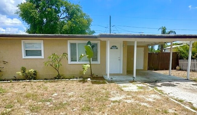 10510 118 AVE N